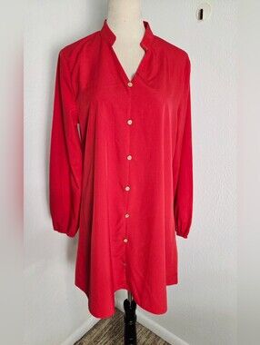 Red Longsleeve V-neck Shirt Dress with Accent Buttons Down the Front Sz Medium
